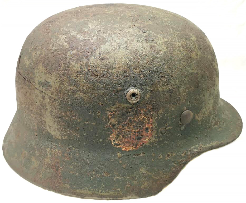 Wehrmacht helmet M35 DD / from Stalingrad