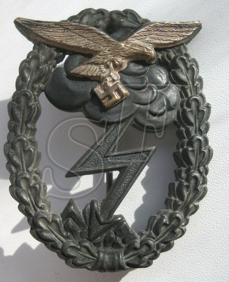 Badge "For ground combat of the Luftwaffe"