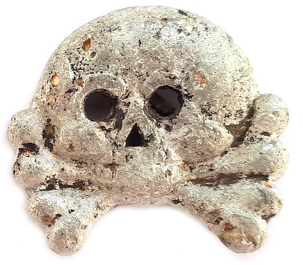 Panzer collar tab skull / from Stalingrad