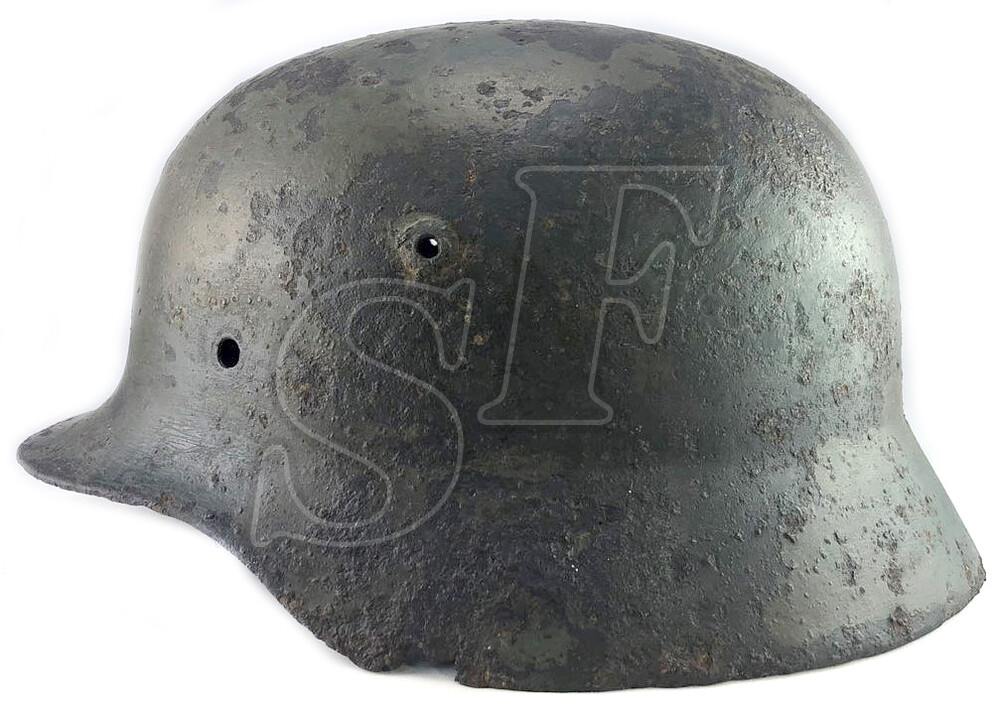 German helmet M40 / from Leningrad