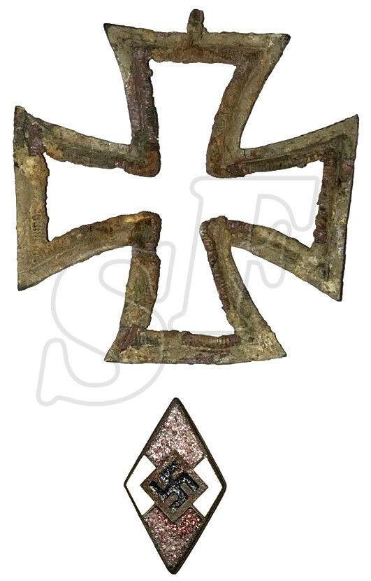 Badge Hitler Youth (Hitlerjugend) RZM M1/171