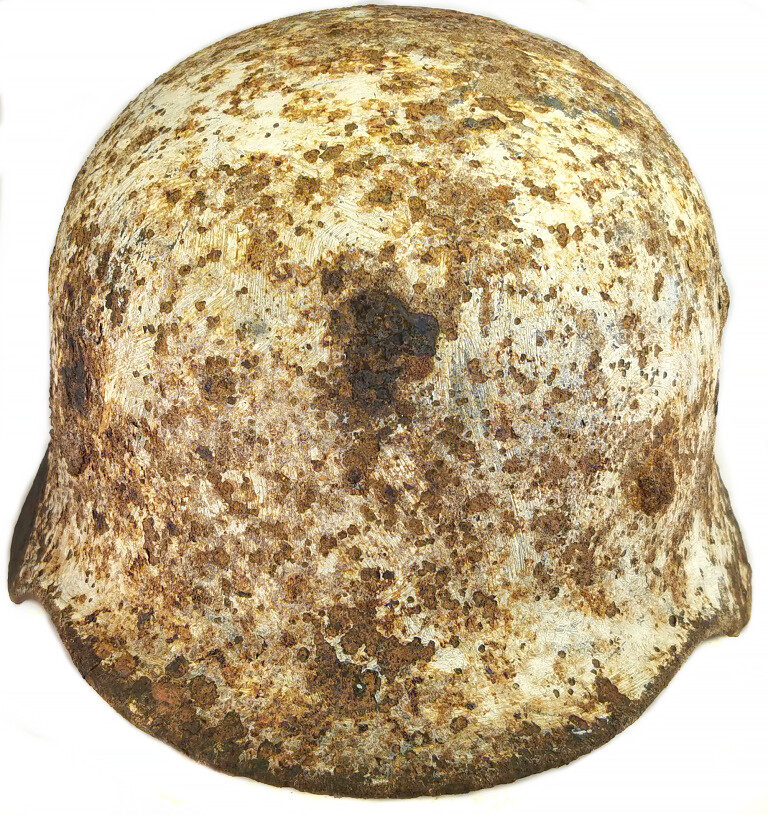 Winter camo German helmet M40 / from Stalingrad