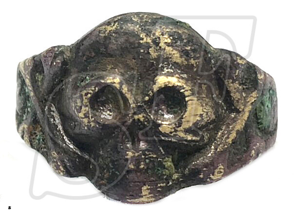Skull ring, 3 Reich / from Stalingrad