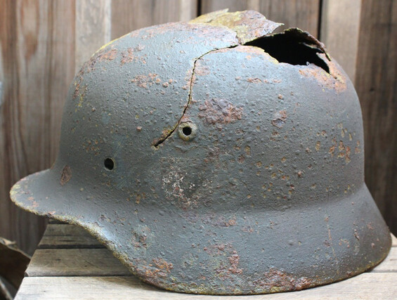 German helmet M35 DD / from Smolensk