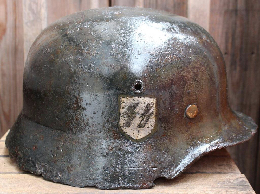 Waffen SS helmet M35 DD / from Demyansk Pocket