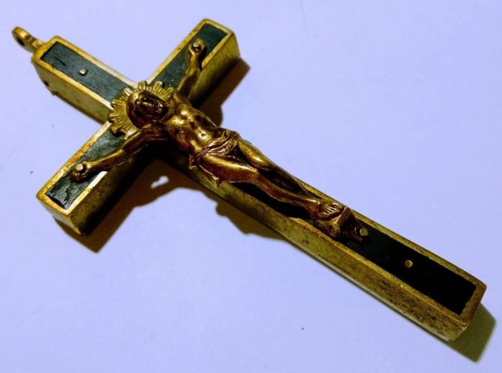 Chaplain’s cross