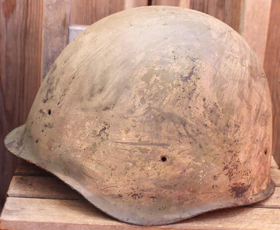 Soviet helmet SSh40 / from Leningrad