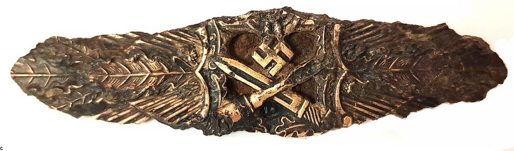Close Combat Clasp by A.G.M.u.K. / from Koenigsberg