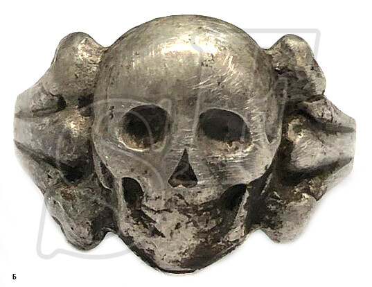 Skull ring / from Stalingrad