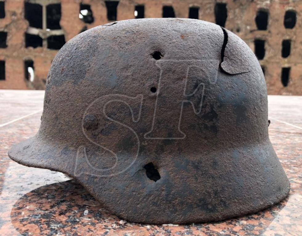 German helmet M40 / from Stalingrad