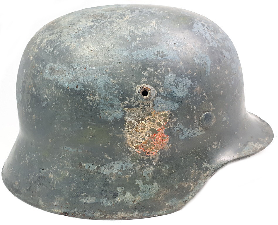 Wehrmacht helmet M35 DD / from Stalingrad