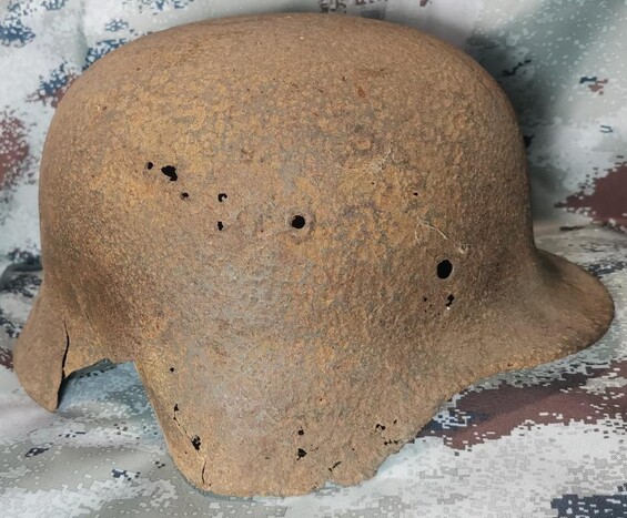 German helmet M40