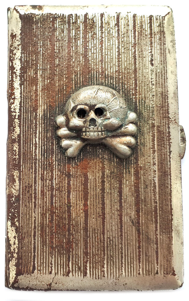 Cigarette case / from Stalingrad