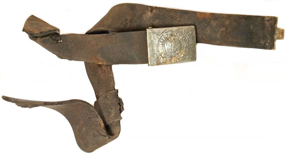 Aluminium Wehrmacht belt with buckle “Gott mit Uns” / from Stalingrad