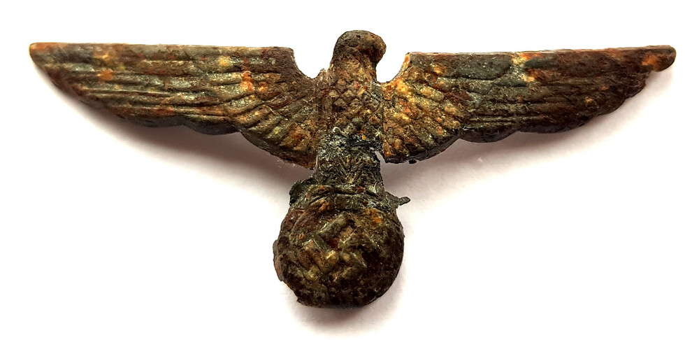 Wehrmacht visor hat eagle / from Koenigsberg