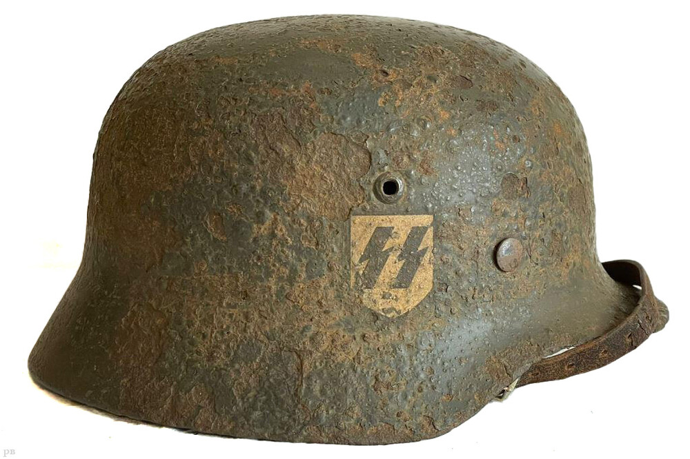 Waffen SS helmet M35 DD / from Demyansk pocket