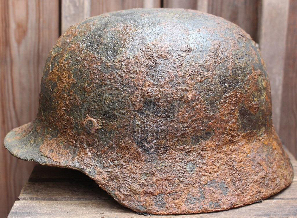 Helmet M35, Wehrmacht / from Leningrad
