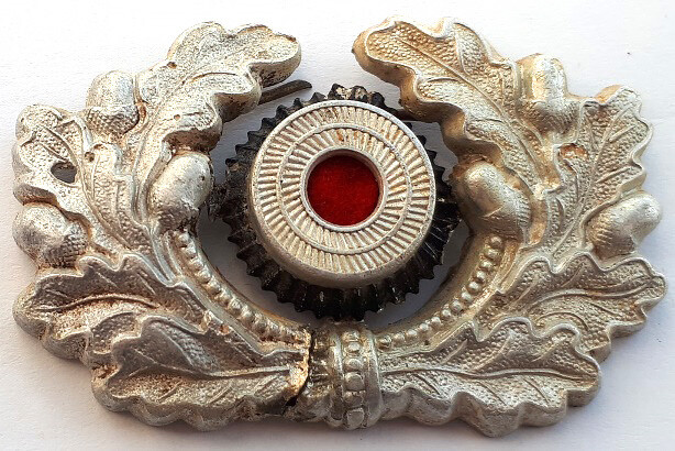 Wehrmacht visor cap wreath / from Stalingrad