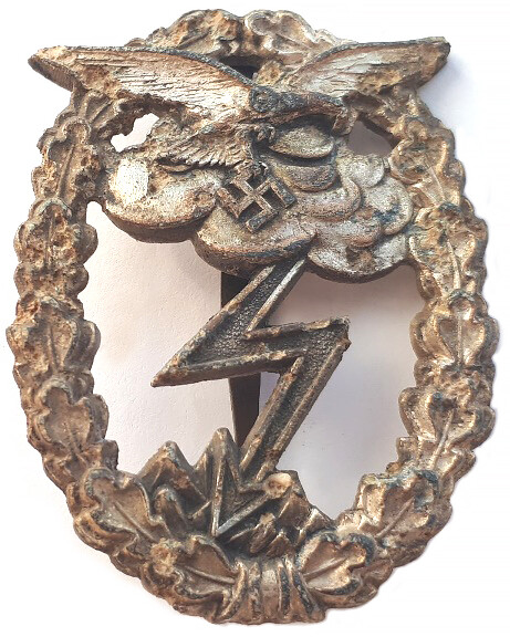 Ground Assault Badge of the Luftwaffe / from Leningrad
