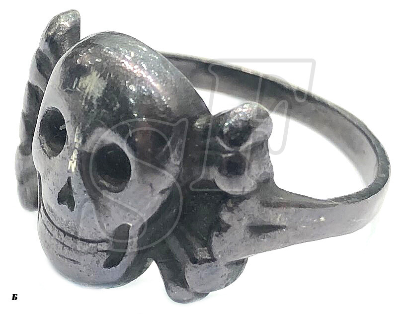 Skull ring / from Stalingrad