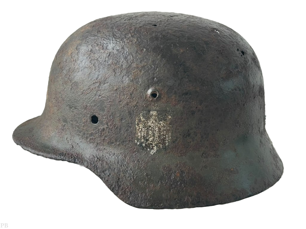 Wehrmacht helmet M35 / from Leningrad