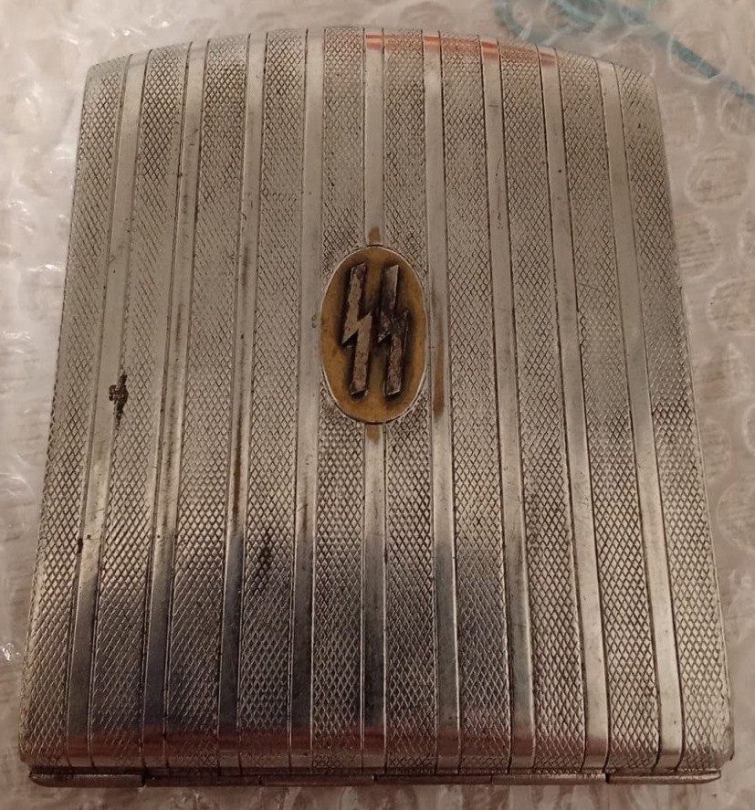 SS-Cigarette case