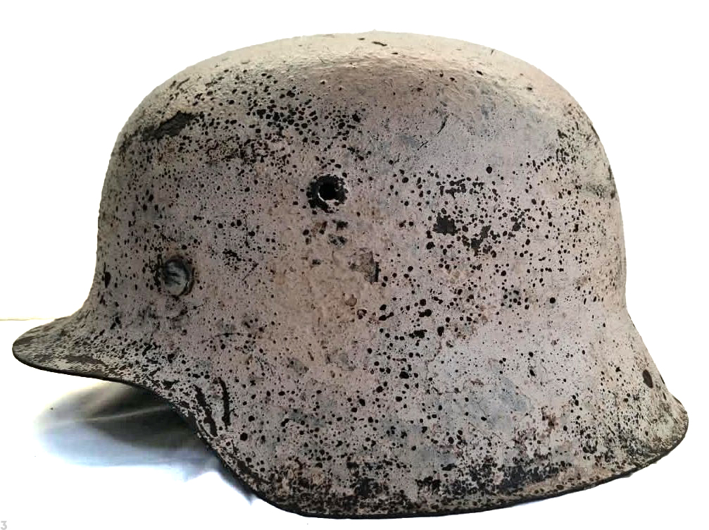 Winter camo helmet M42